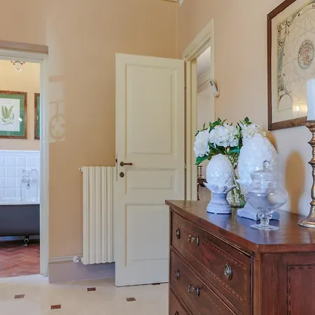 빌라 Charming & Luxury 10 Bedrooms Medea *