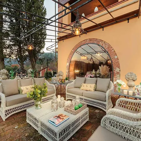 Charming & Luxury 10 Bedrooms Medea 빌라