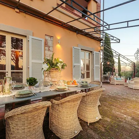 Charming & Luxury 10 Bedrooms Medea Maggiano