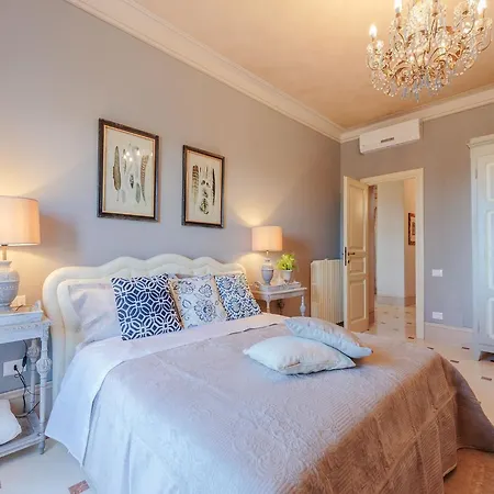 Charming & Luxury 10 Bedrooms Medea