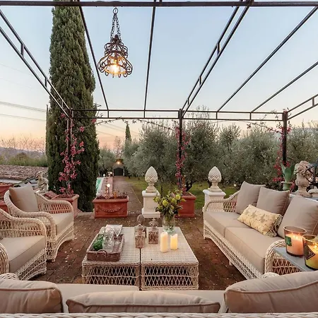 Charming & Luxury 10 Bedrooms Medea