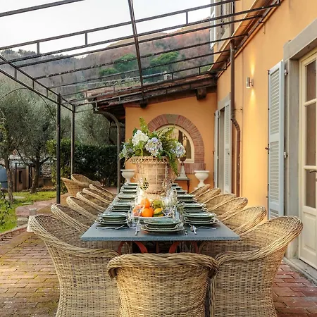 빌라 Charming & Luxury 10 Bedrooms Medea