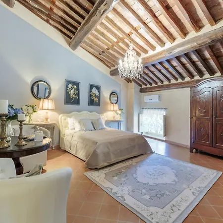 Charming & Luxury 10 Bedrooms Medea * Maggiano