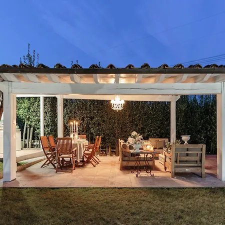 Villa Charming & Luxury 10 Bedrooms Medea Maggiano