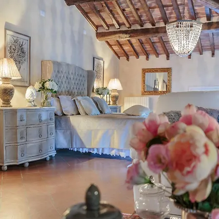 Charming & Luxury 10 Bedrooms Medea Maggiano