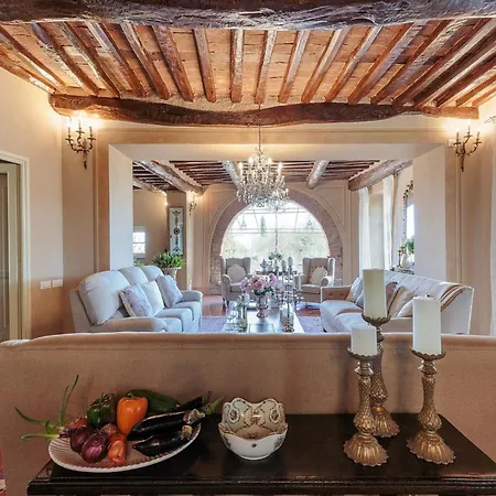 Charming & Luxury 10 Bedrooms Medea * Maggiano